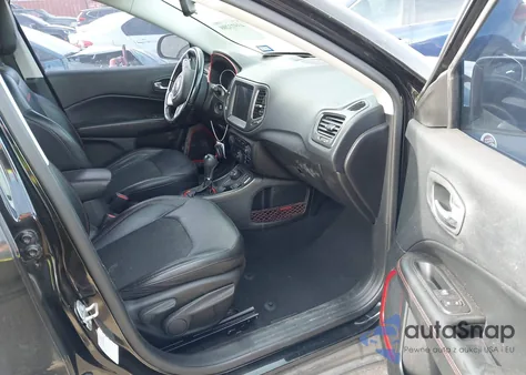 2020 Jeep Compass Trailhawk 4X4 from USA, damaged, VIN 3C4NJDDB8LT184181